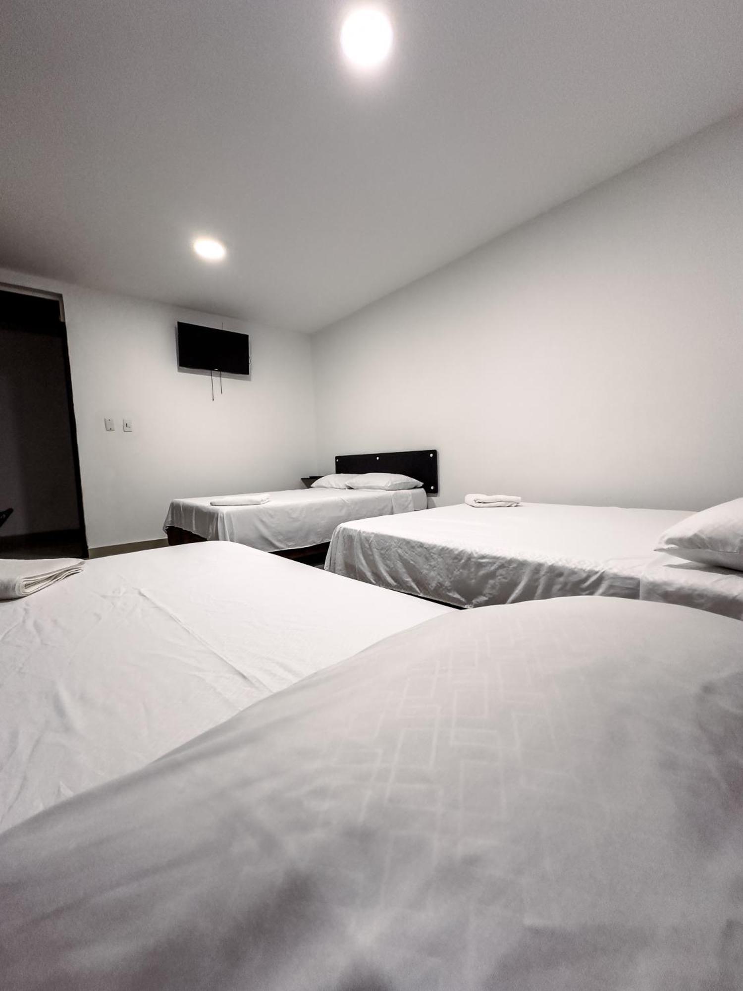 Hotel Bazurto Plaza Cartagena Dış mekan fotoğraf