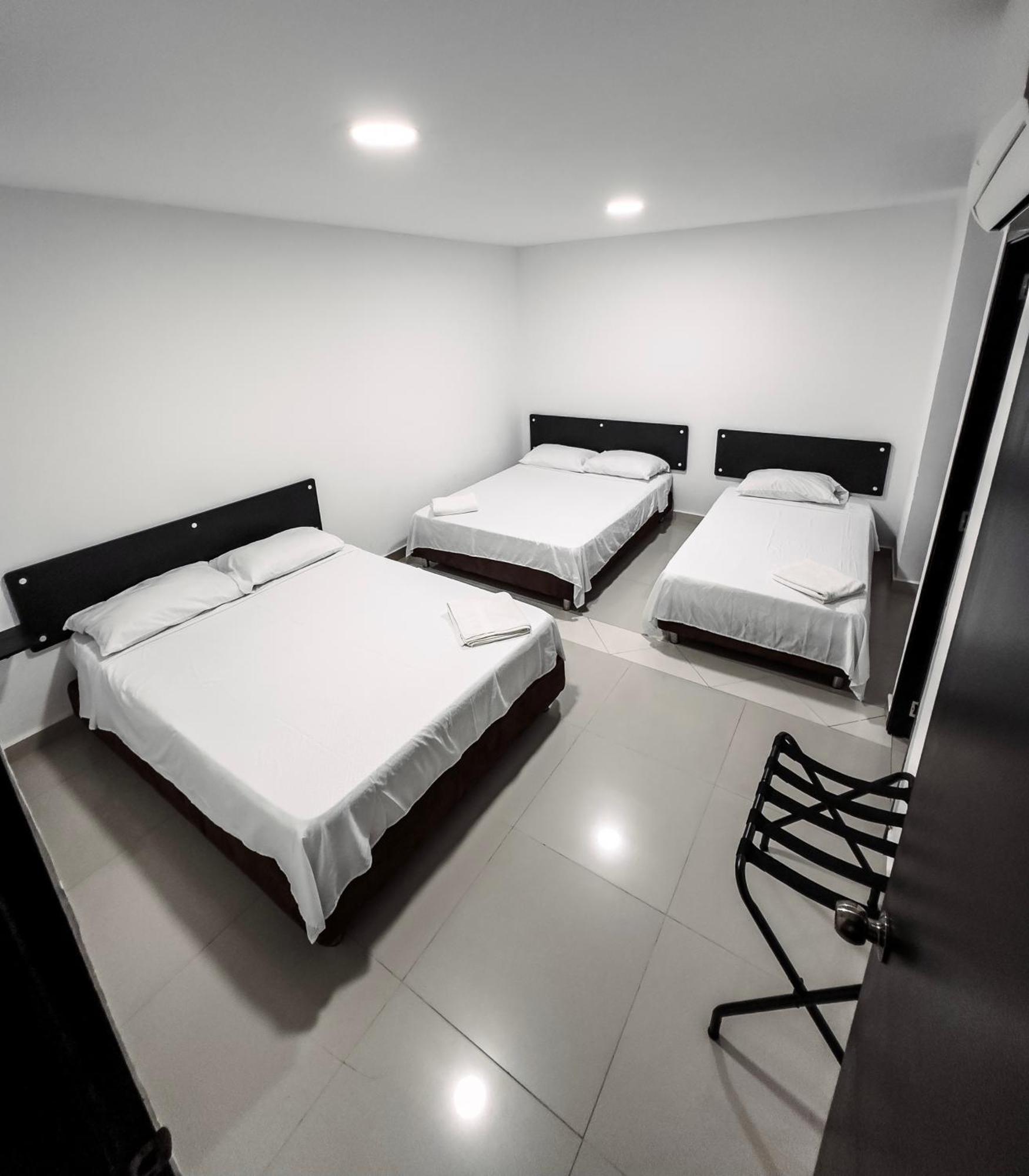 Hotel Bazurto Plaza Cartagena Dış mekan fotoğraf